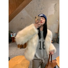 批发2024秋冬新款海宁皮草外套女环保<b class='q'>狐狸毛</b>加厚毛毛大衣显瘦小个子