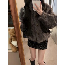 批发2025新款立领环保小湖羊女短款小个子仿皮草外套毛毛上衣女