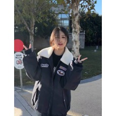 批发美式复古翻领外套女秋季2025新款潮牌设计感宽松情侣休闲夹克上衣
