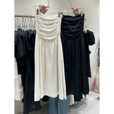 批发抹胸<b class='q'>连衣裙</b>女夏季2024新款法式小众高级感收腰显瘦中长款气质裙子