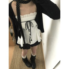 批发<b class='q'>秋</b>夏季韩系穿搭套装女花边蝴蝶结巨好看吊带小上衣波点短裙三件套