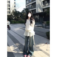 批发甜酷辣妹<b class='q'>长袖</b>连帽<b class='q'>白色</b><b class='q'>T</b><b class='q'>恤</b>女春夏别致小众宽松镂空显瘦中长款上衣