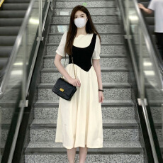 批发法式白色假两件<b class='q'>连衣裙</b>女夏季2023新款设计感小众长款<b class='q'>泡泡袖</b>初恋裙