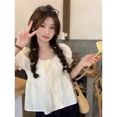 批发法式方领杏色短袖衬衫女2026年新款夏季泡泡袖衬衣小衫<b class='q'>日系</b>上衣服