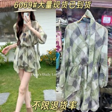 批发花漾之夏法式浪漫风复古飘带+格纹<b class='q'>连衣裙</b>+短裤套装夏季穿搭<b class='q'>女</b>