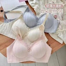 批发云朵蕾丝甜美蝴蝶结点缀轻薄固定杯垫舒适上托柔软贴合少女士文胸