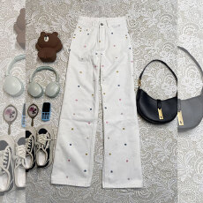 批发高腰阔腿<b class='q'>牛仔裤</b>女2026春夏新款休闲显瘦设计感小花刺绣拖地直筒裤