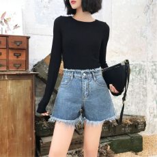 批发韩版ins夏季a字牛仔短裤女2026新款毛边显瘦高腰<b class='q'>时尚</b>百搭阔腿短裤
