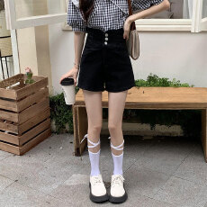 批发韩版超<b class='q'>高腰</b>排扣弹力牛仔短裤女夏季新款小个子修身显瘦直筒热裤