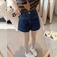 批发胖mm大码a字阔腿牛仔<b class='q'>短裤</b>女夏季新款设计感高腰显瘦宽松直筒<b class='q'>热裤</b>