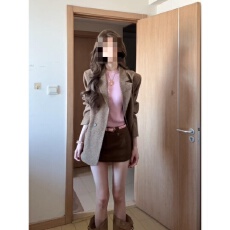 批发卡其色西装外套早秋2025新款高端时髦洋气减龄气质小香风<b class='q'>女士</b>上衣