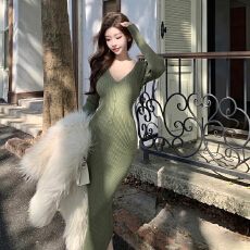 批发实拍秋冬配大衣内搭毛衣裙女气质显瘦打底针织<b class='q'>连衣裙</b>长袖修身长裙