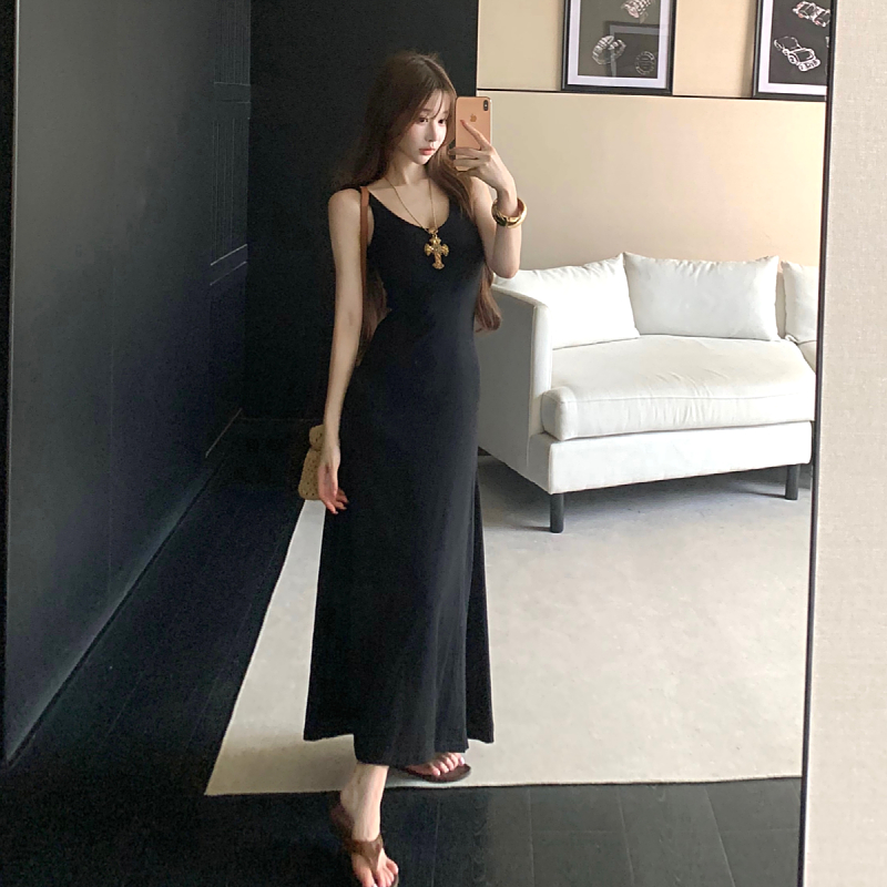 RY8266# 实拍带胸垫v领连衣裙女夏季通勤修身无袖背心裙高级感气质长裙子