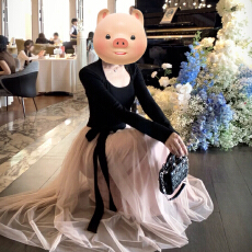 批发法式高级感撞色长袖连衣裙子女秋冬季2025新款巨好看收腰气质长裙