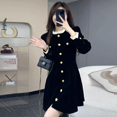 批发2025新款小个子小香赫本风<b class='q'>黑色</b>丝绒连衣裙子女春夏内搭高级感<b class='q'>短裙</b>