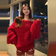 批发圣诞巨好看穿搭红色一字肩毛衣女秋冬2025年新款高级感慵懒风上衣