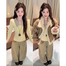 批发韩系学院风翻领<b class='q'>条纹</b>毛衣针织衫女秋冬高级感甜美修身内搭黄色上衣