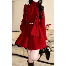 批发红色新年战袍毛呢外套女秋冬季2026新款小个子韩系短款厚呢子大衣