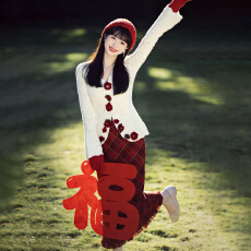 批发新年战袍姐系贵感红色<b class='q'>连衣裙</b>子女<b class='q'>冬季</b>2026超火穿搭一整套装长裙