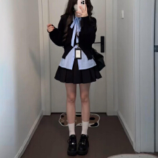 批发2026秋冬<b class='q'>新款</b>法式学院风黑色连衣裙子<b class='q'>女</b>季小个子穿搭一整套装短裙