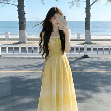 批发法式气质名媛V领碎花<b class='q'>连衣裙</b>子女春季巨好看收腰显瘦气质绝美长裙