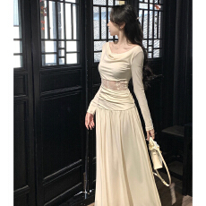 批发法式纯欲镂空白色<b class='q'>连衣裙</b>子女秋冬季2026新款独特漂亮绝美气质长裙