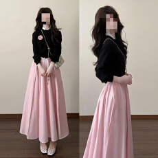 批发法式粉色吊带连衣<b class='q'>裙子</b>女装2026夏季新款收腰显瘦包臀气质长裙套装