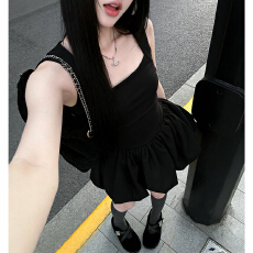批发法式<b class='q'>赫本</b><b class='q'>风</b>黑色泡泡袖连衣裙子女2026新爆款夏季独特漂亮掐腰短裙