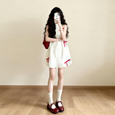 批发2026新款法式初恋白色无袖挂脖<b class='q'>连衣裙</b>子女夏季海边度假<b class='q'>蝴蝶结</b>短裙