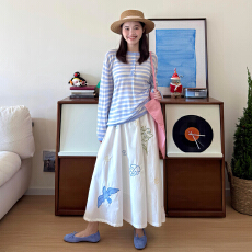 批发巨好看韩系穿搭一整套白色<b class='q'>连衣裙</b>子女2026新款早春季漂亮套装长裙