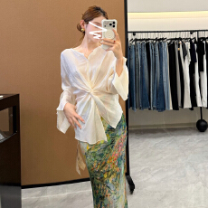 批发新中式清冷禅意感穿搭一整套<b class='q'>女</b>夏季衬衫复古油画半身长裙<b class='q'>两件套</b>装