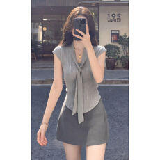 批发夏季女2026超火减龄一整套法式<b class='q'>时尚</b>小个子清纯上衣短裙套装两件套