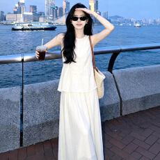批发2026新款法式清纯白月光无袖连衣裙子女初夏季小个子杏色长裙<b class='q'>套装</b>