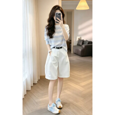 批发巨好看ootd穿搭2026新款蓝白条纹t恤女夏季休闲宽松短<b class='q'>裤</b>两件套<b class='q'>装</b>