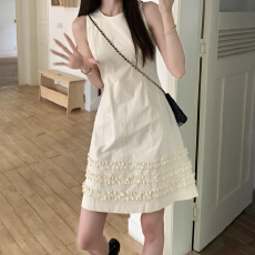 批发法式千金风无袖a字连衣裙女夏季2026新款设计感绝美收腰显瘦短裙