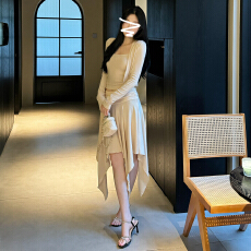 批发纯欲早秋吊带上衣开衫<b class='q'>外套</b>半身裙三件套装2026巨好看<b class='q'>连衣裙</b>子女夏
