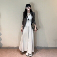 批发韩系巨好看开衫白色<b class='q'>连衣裙</b>子女秋季2026新款轻熟高知穿搭一整套