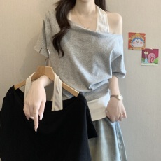 实拍大码女装韩版假两件挂脖露肩T恤胖妹妹遮肚洋气百搭短袖上衣