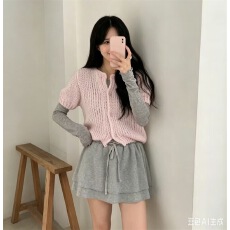 批发<b class='q'>韩国</b>东大门<b class='q'>短袖</b>针织衫女2026秋季新款时尚百搭圆领系扣开衫外套