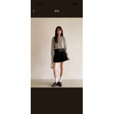 批发学院风复古设计感鹿皮绒百褶裙女2026秋季高腰<b class='q'>显瘦</b>a字半身短裙