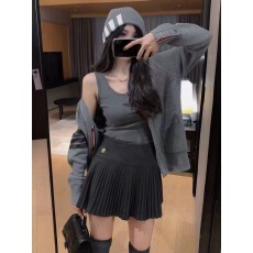 批发2026新版红甜辣风百搭修身高腰毛呢百褶裙半身裙 女