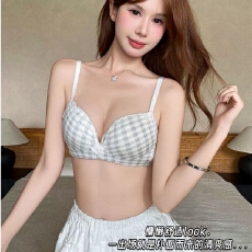 批发小清新多种花色拼接蕾丝少女内衣软支撑轻薄立体杯舒适上托防下垂