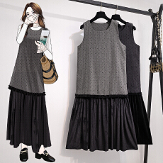 批发实拍大码女装冬新款韩版胖MM高级感波点潮流设计感显瘦修身连衣裙