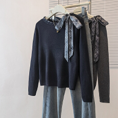 批发实拍<b class='q'>大码</b><b class='q'>女装</b>新款韩系设计感丝巾绑带<b class='q'>长袖</b>针织衫搭打底衫毛衣上衣