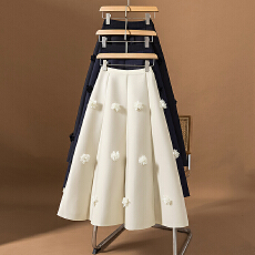 批发实拍大码女装新款韩版复古高级缎面气质法式鱼尾立体花朵半身裙