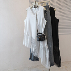 批发<b class='q'>实拍</b><b class='q'>大码</b><b class='q'>女装</b>韩版新款设计小众蕾丝拼接不规则显瘦休闲百搭上衣