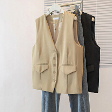 批发实拍大码女装新款韩版气质时尚宽松型高级设计感扣子高品西装马甲