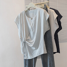 批发实拍大码女装新款韩版气质胖MM高级感不规则潮流设计显瘦宽松上衣