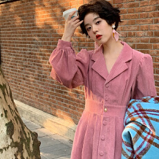 批发春装新款女装法式西装领设计感可甜可盐中长裙子灯芯绒连衣裙