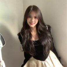 批发拼接黑色方领长袖<b class='q'>连衣裙</b>子女秋冬法式宫廷风高级感别致公主蓬蓬裙